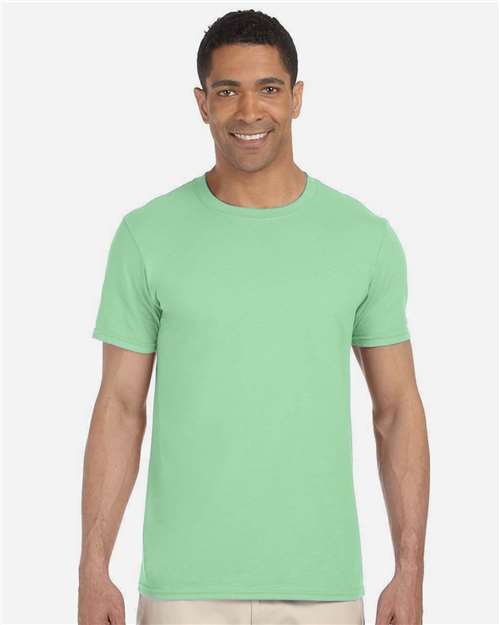 unisex softstyle® t-shirt - 64000