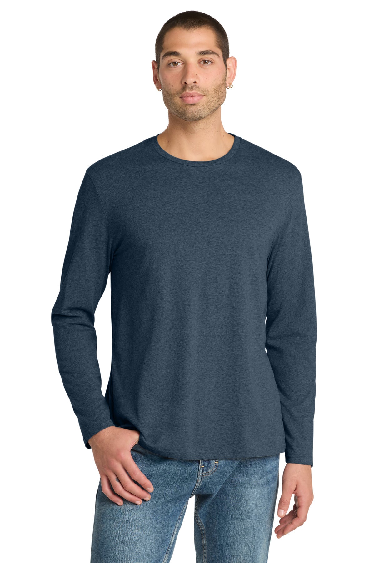 district  ®  perfect weight ®  long sleeve tee. dt105