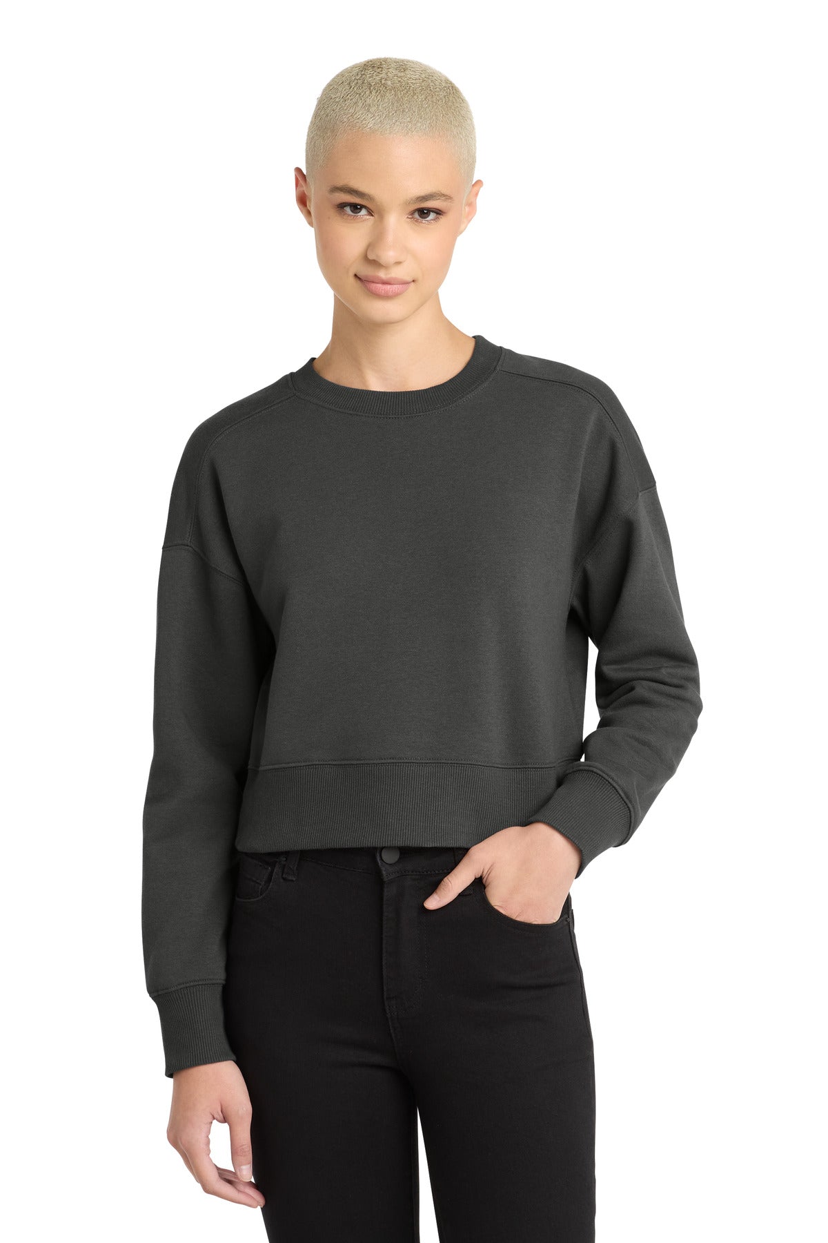 district  ®  women's perfect weight  ®  fleece cropped crew dt1105