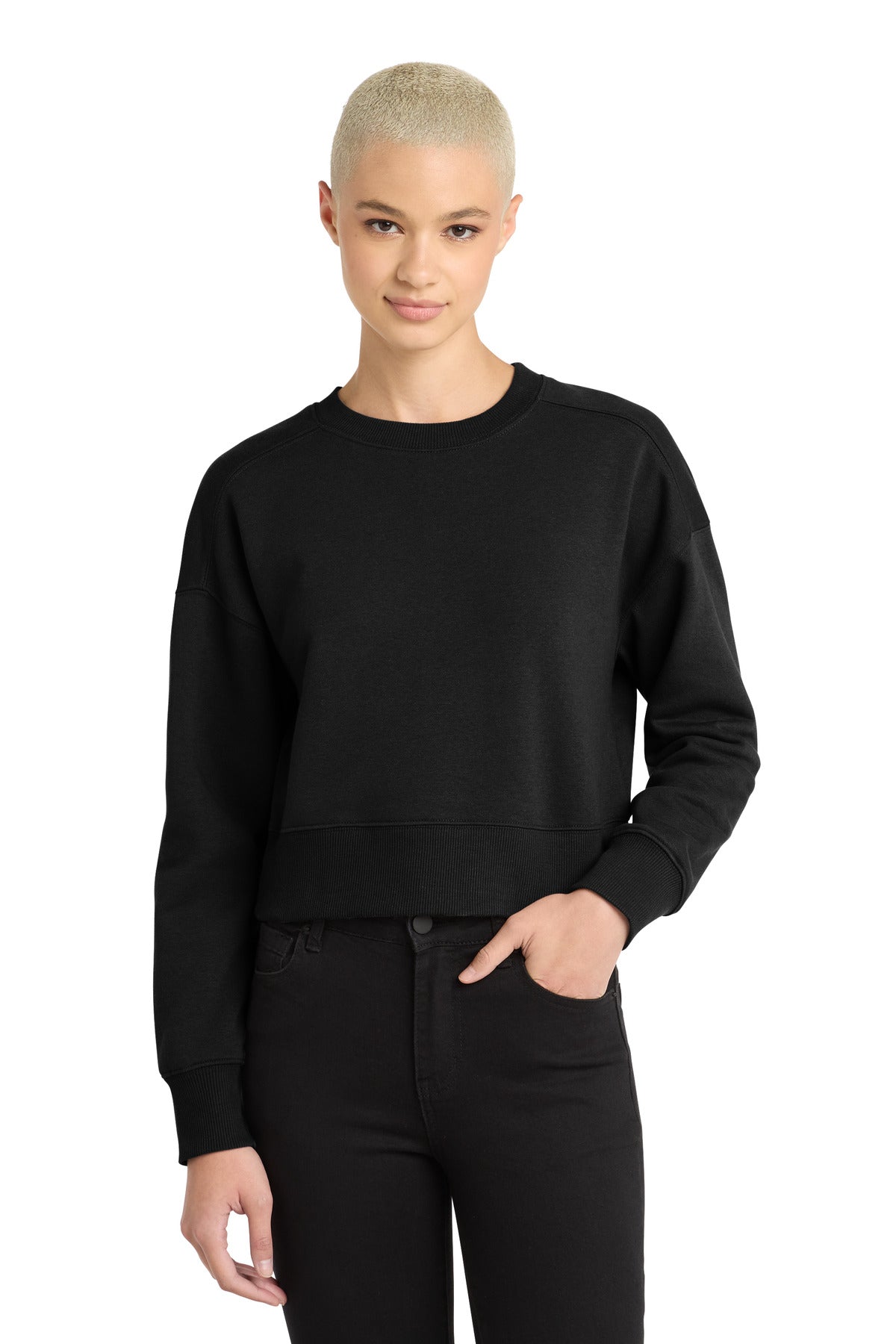 district  ®  women's perfect weight  ®  fleece cropped crew dt1105