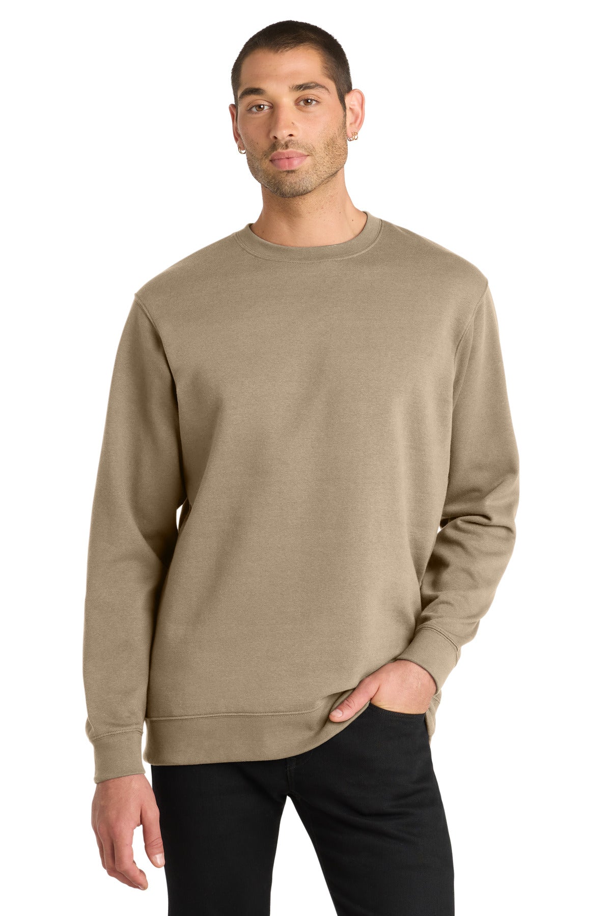 district ®  v.i.t. ™ fleece crew dt6104