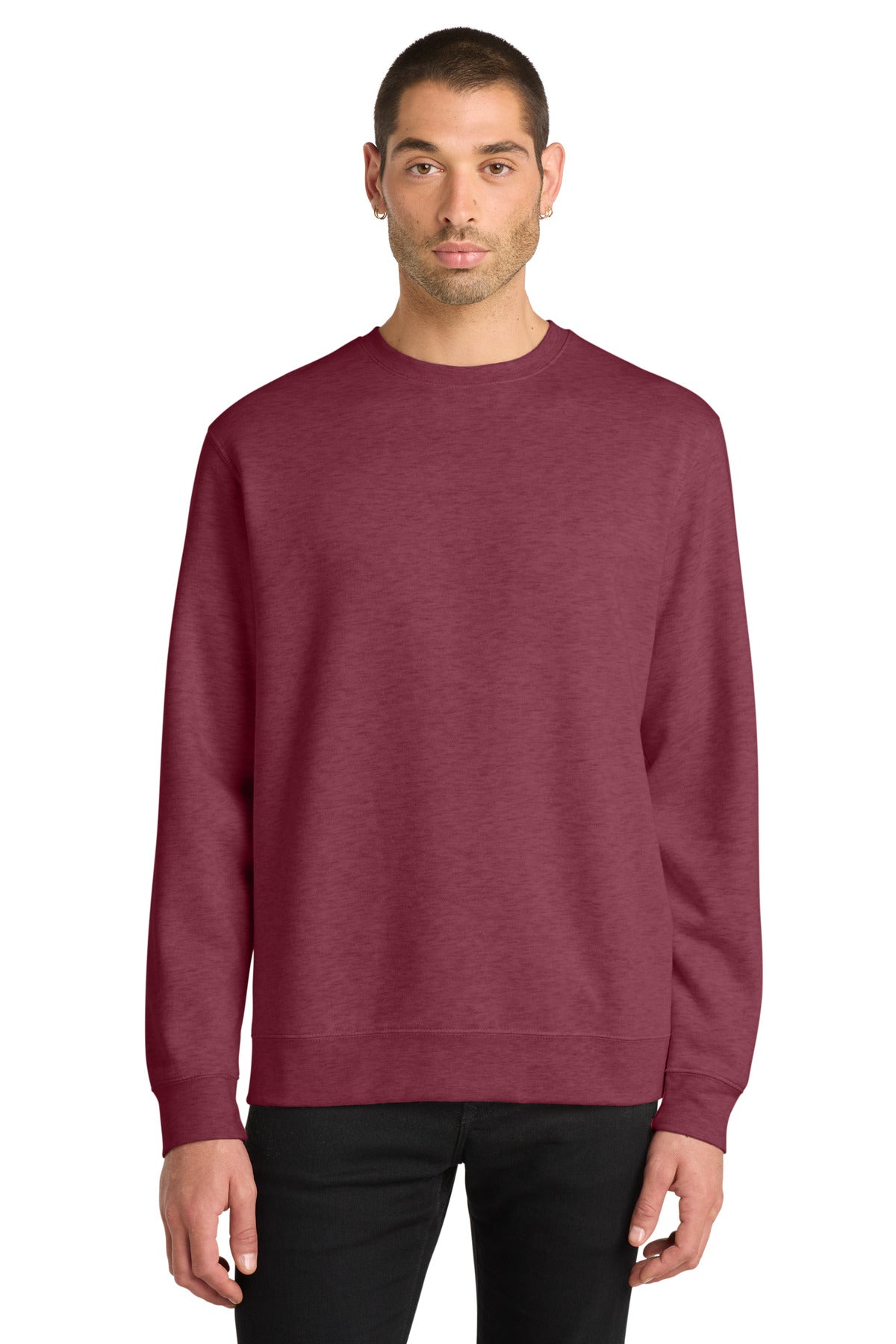 district ®  v.i.t. ™ fleece crew dt6104